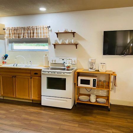 Chic Cozy Country Cot Apartment Лейк Плесид Екстериор снимка