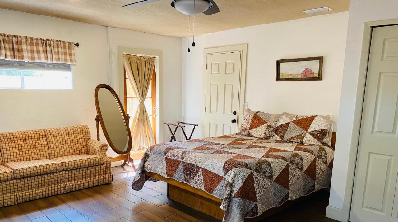 Chic Cozy Country Cot Apartment Лейк Плесид Екстериор снимка